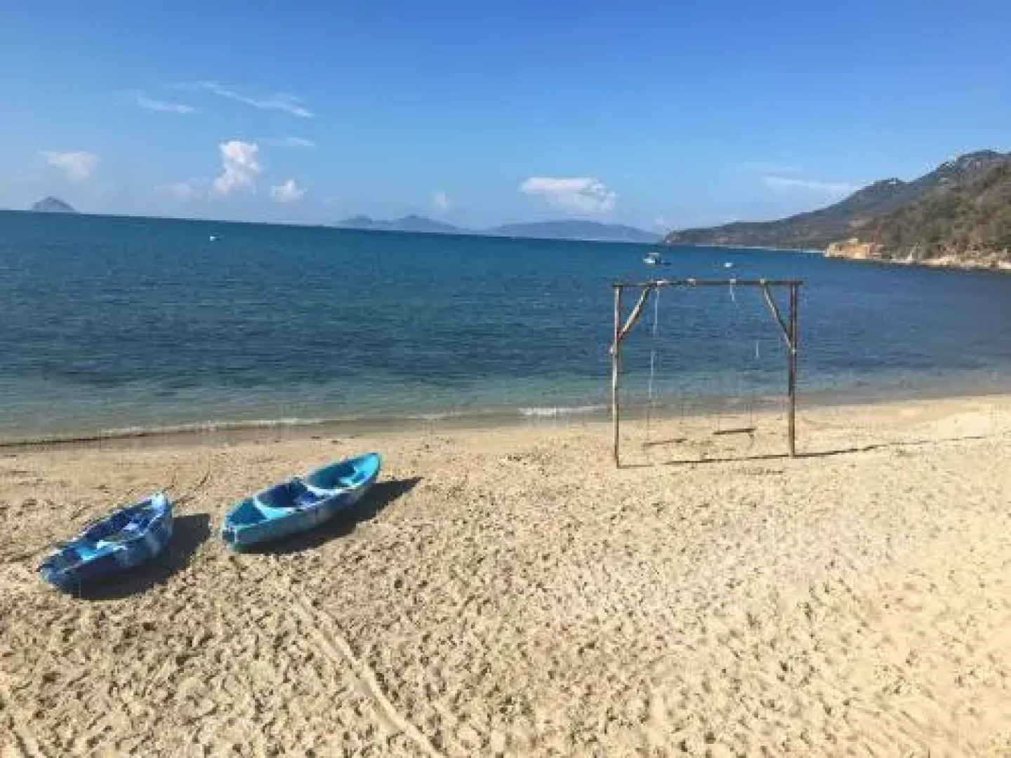 Vietnam Backpacker Hostels - Ninhvana