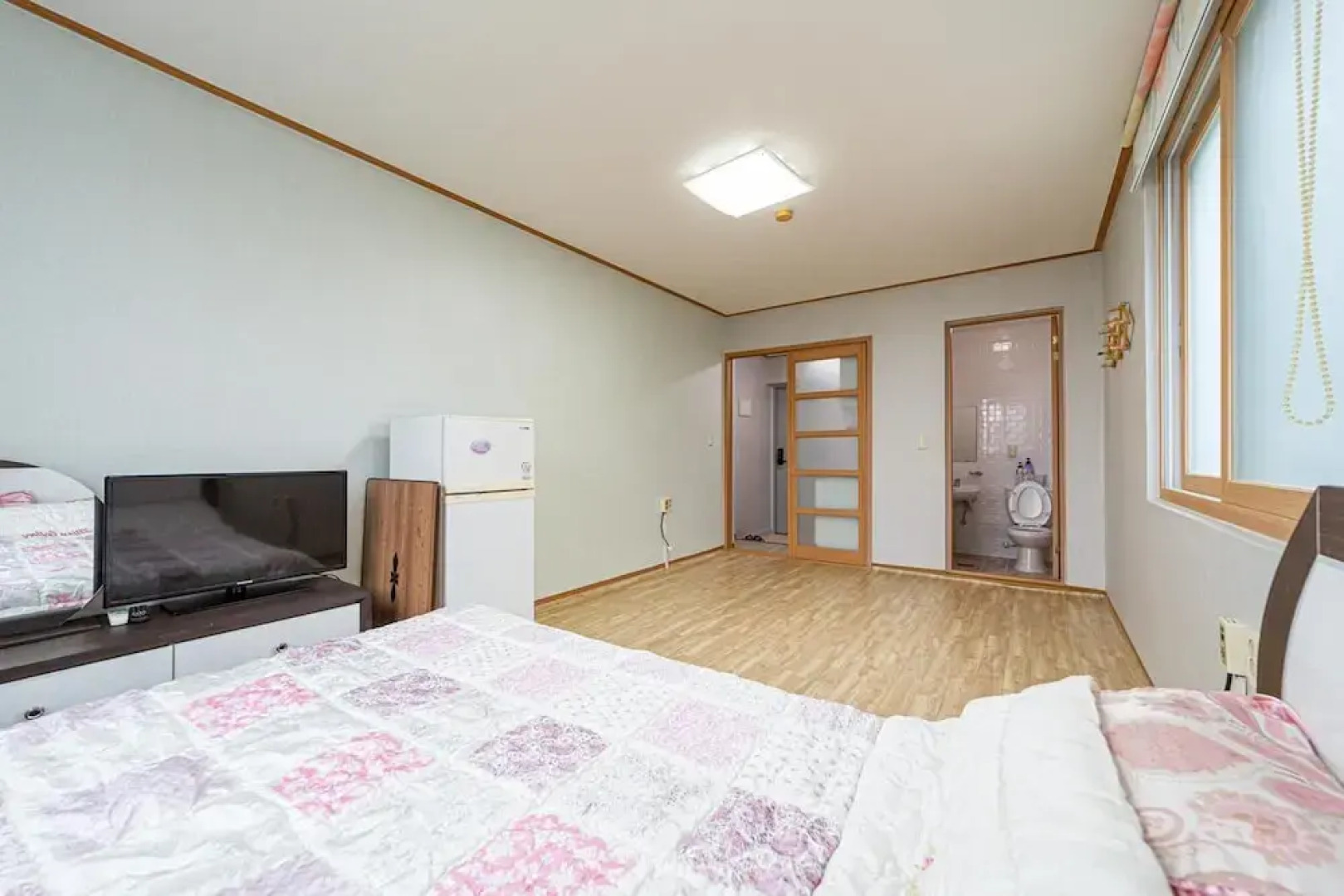 Samcheok Sol Beach Pension