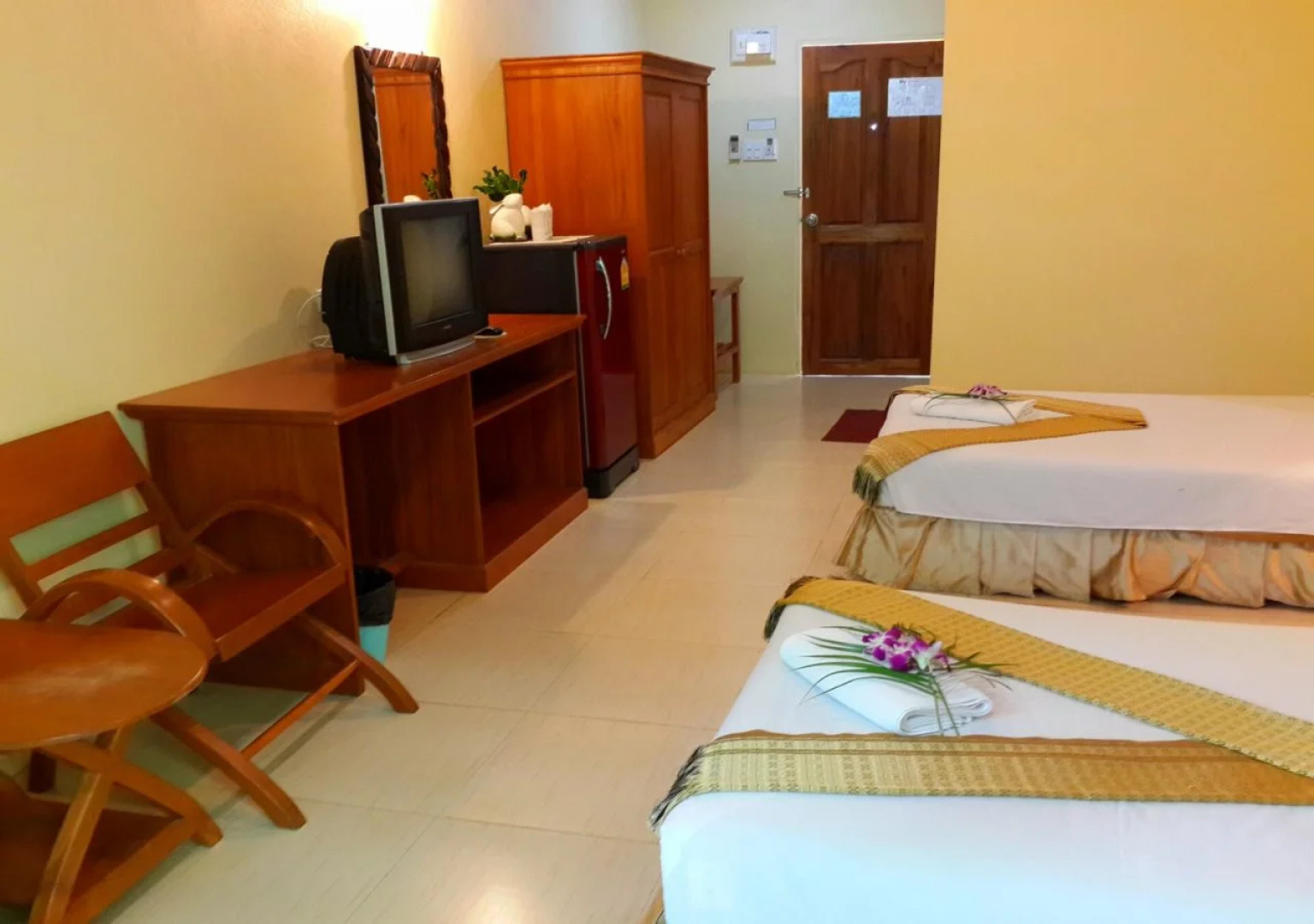 Suanphet Riverview Resort