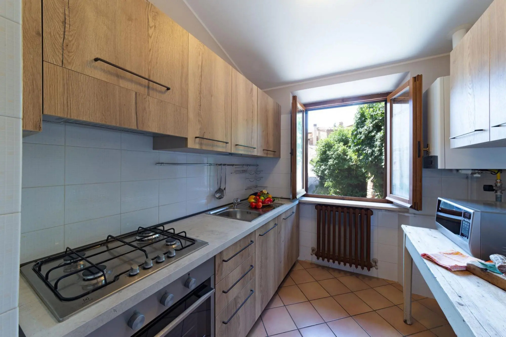 Quiet property set in a genuine context between nature and culture.-CASA PARIS