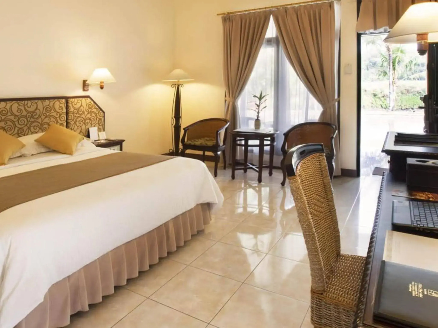 Puri Asri Hotel & Resort