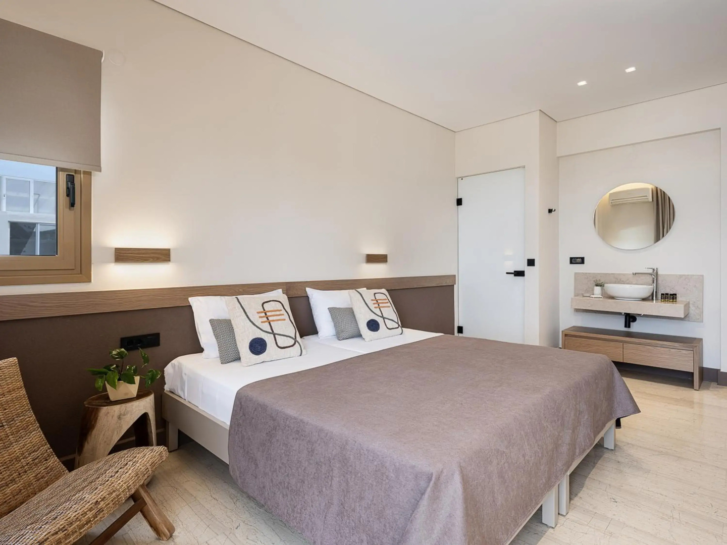 Esperides Beach Hotel Apartments