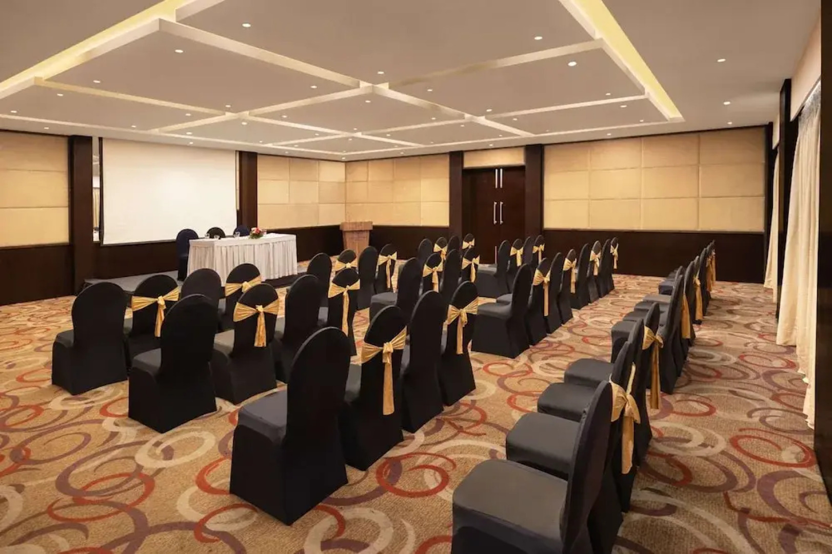 Golden Tulip Srinagar