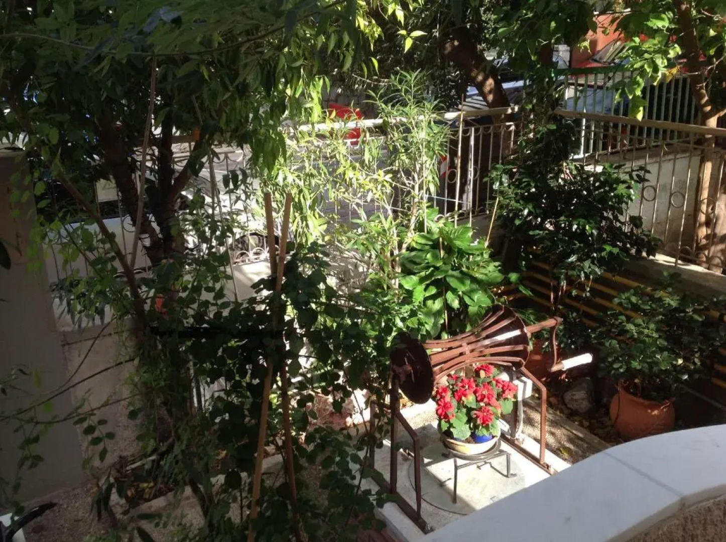 The 25sqm Sunny, Modern and Comfortable