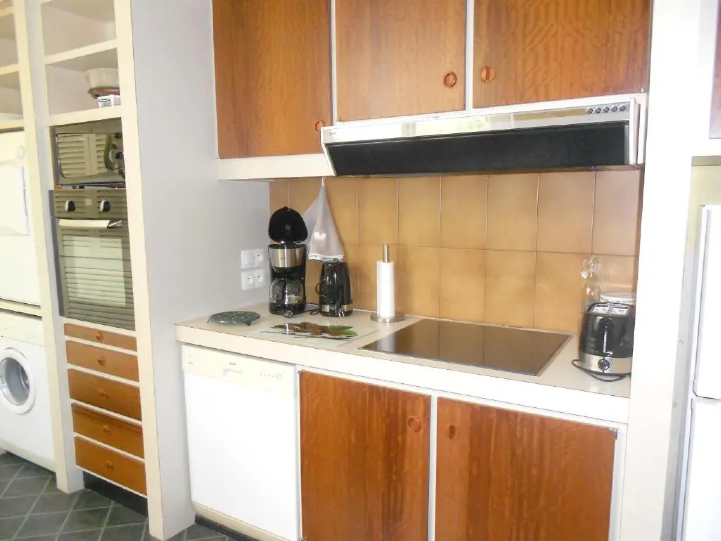 House With 3 Bedrooms in Airvault, With Enclosed Garden and Wifi