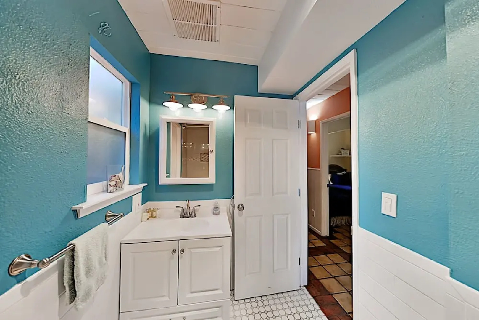 240moose 3 Bedroom Home