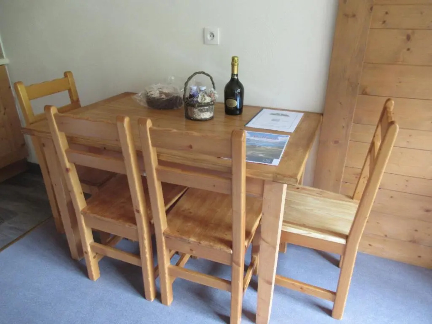 Résidence Les Alpages 4 étoiles - Appartement 4 personnes - Piscine, Hammam, Sauna, Jacuzzi - ValCenis 73480