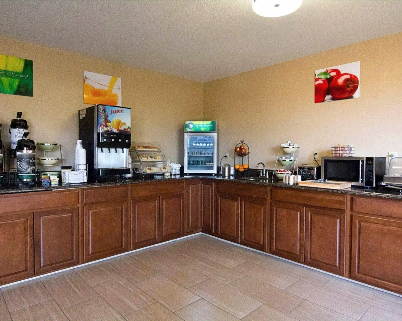 Super 8 by Wyndham Sturtevant/Racine