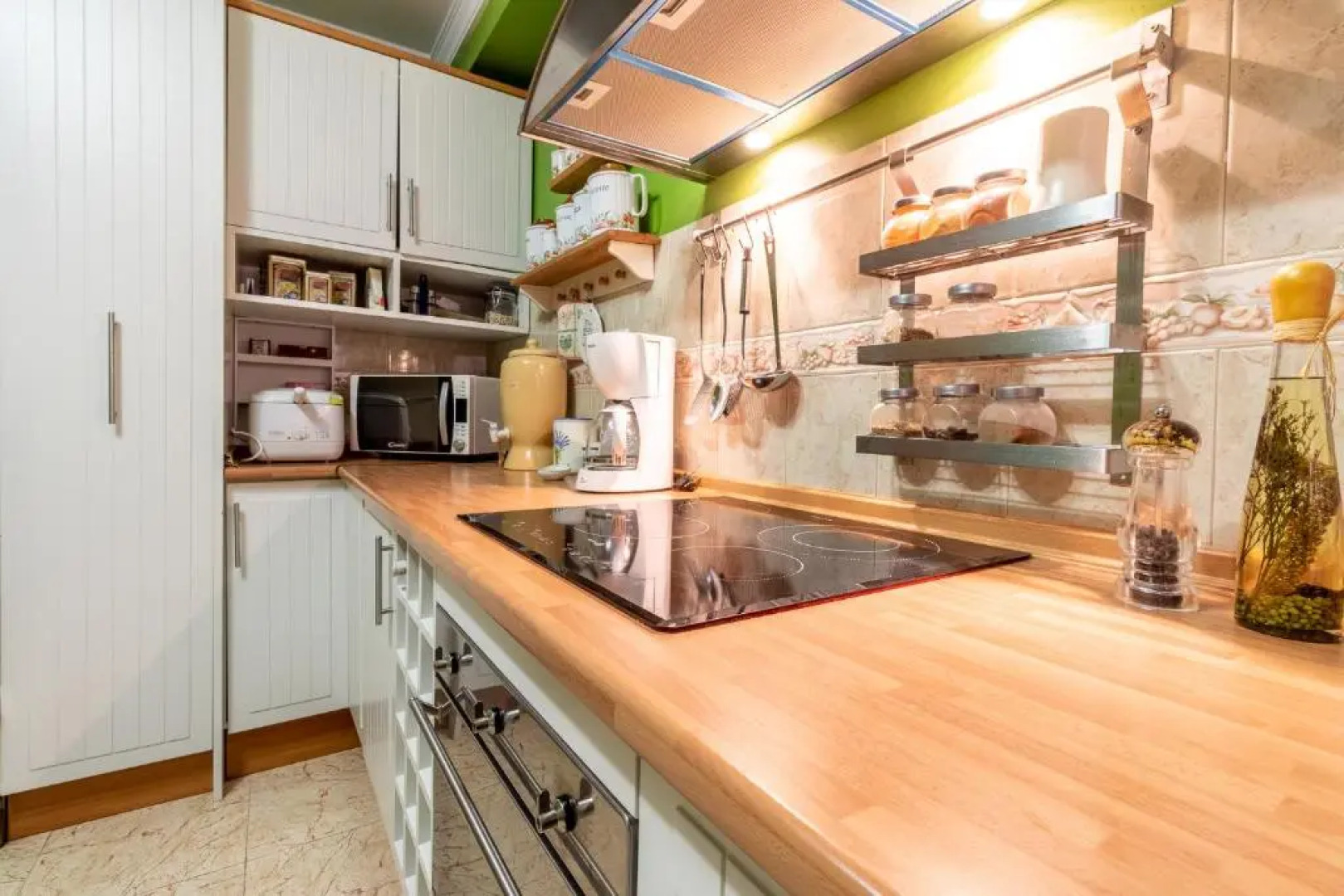 Flatguest Ingenio + 2 Bdr + Wifi + 4pax