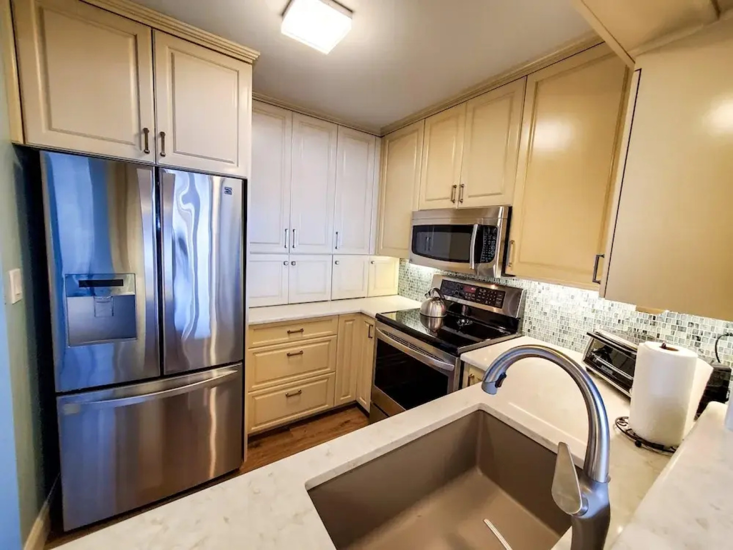 Alan's Hickory Bay West Condo