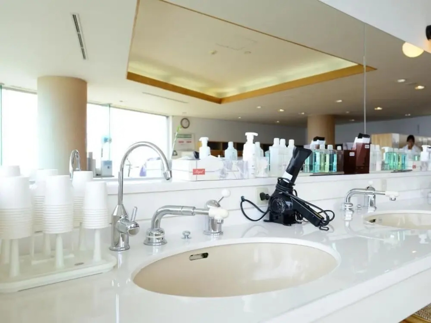 Guest House FUJI-HAKONE LAND - Hostel