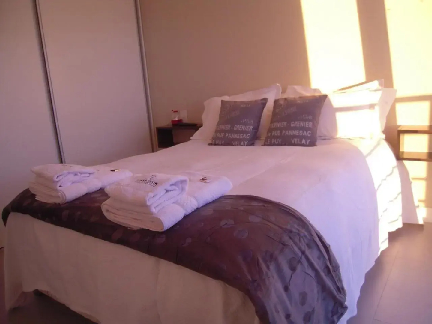 Tower Rock Puerto Deseado Superior