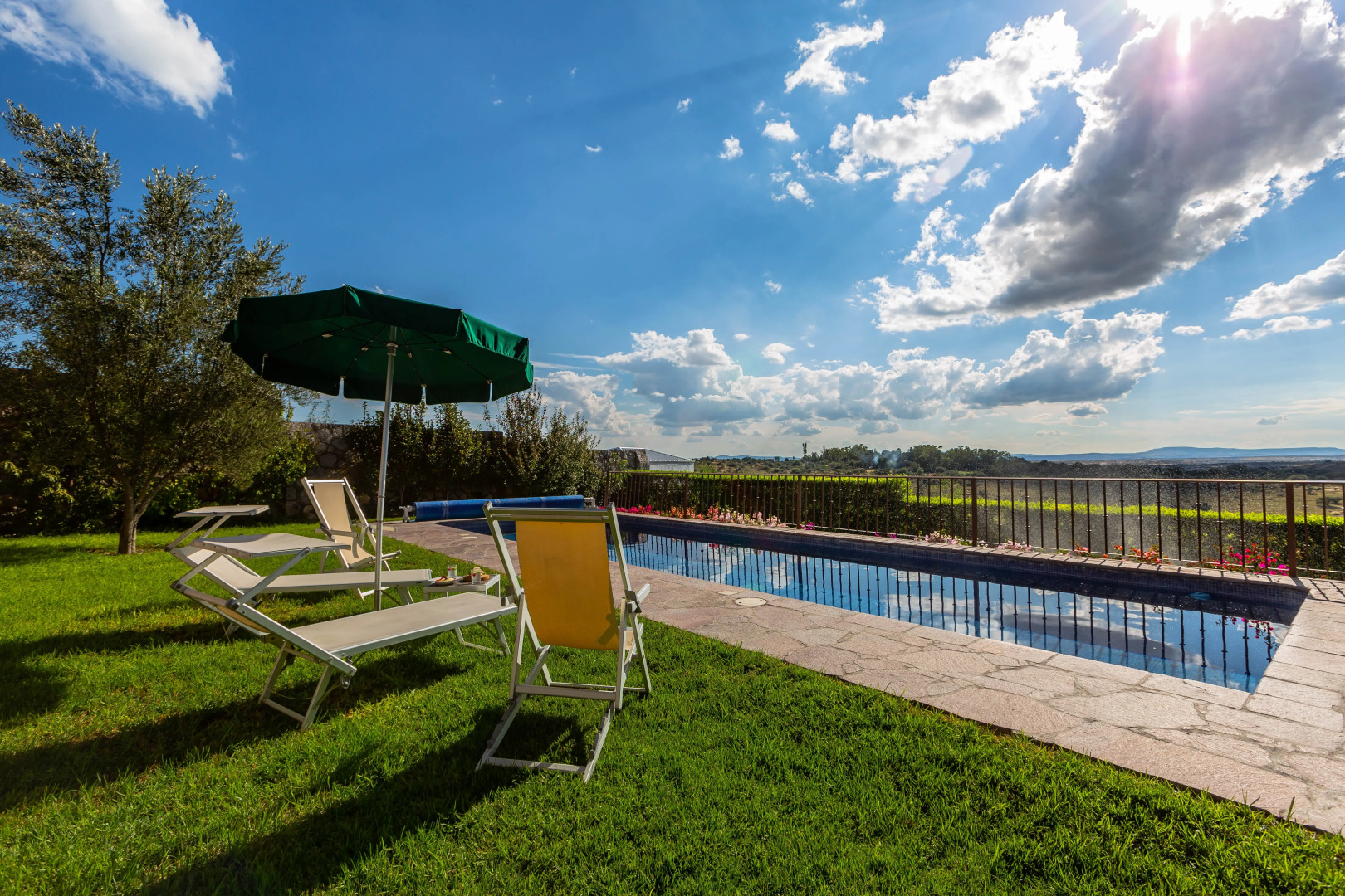 Grand Las Nubes by Inmense