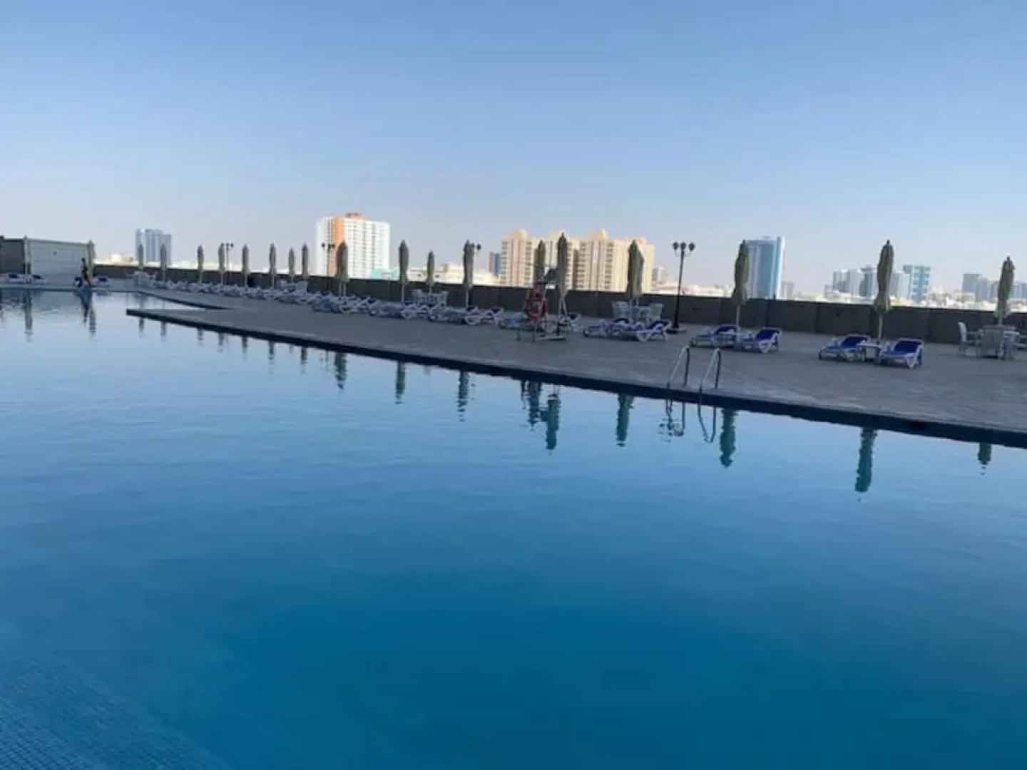 2 bedroom luxury beach apartment with Full seaView