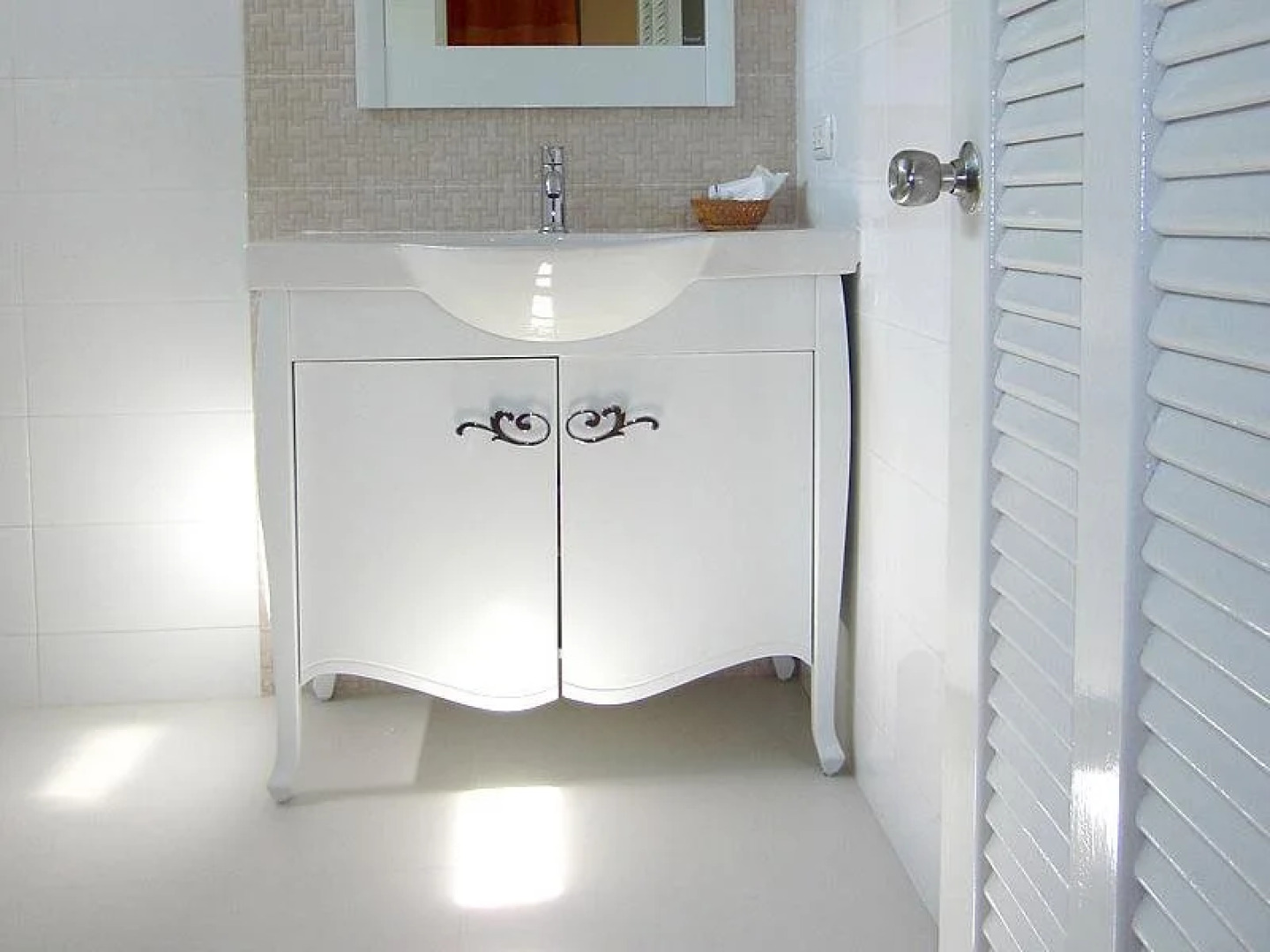 Terra Selisa - Dolphin Beach