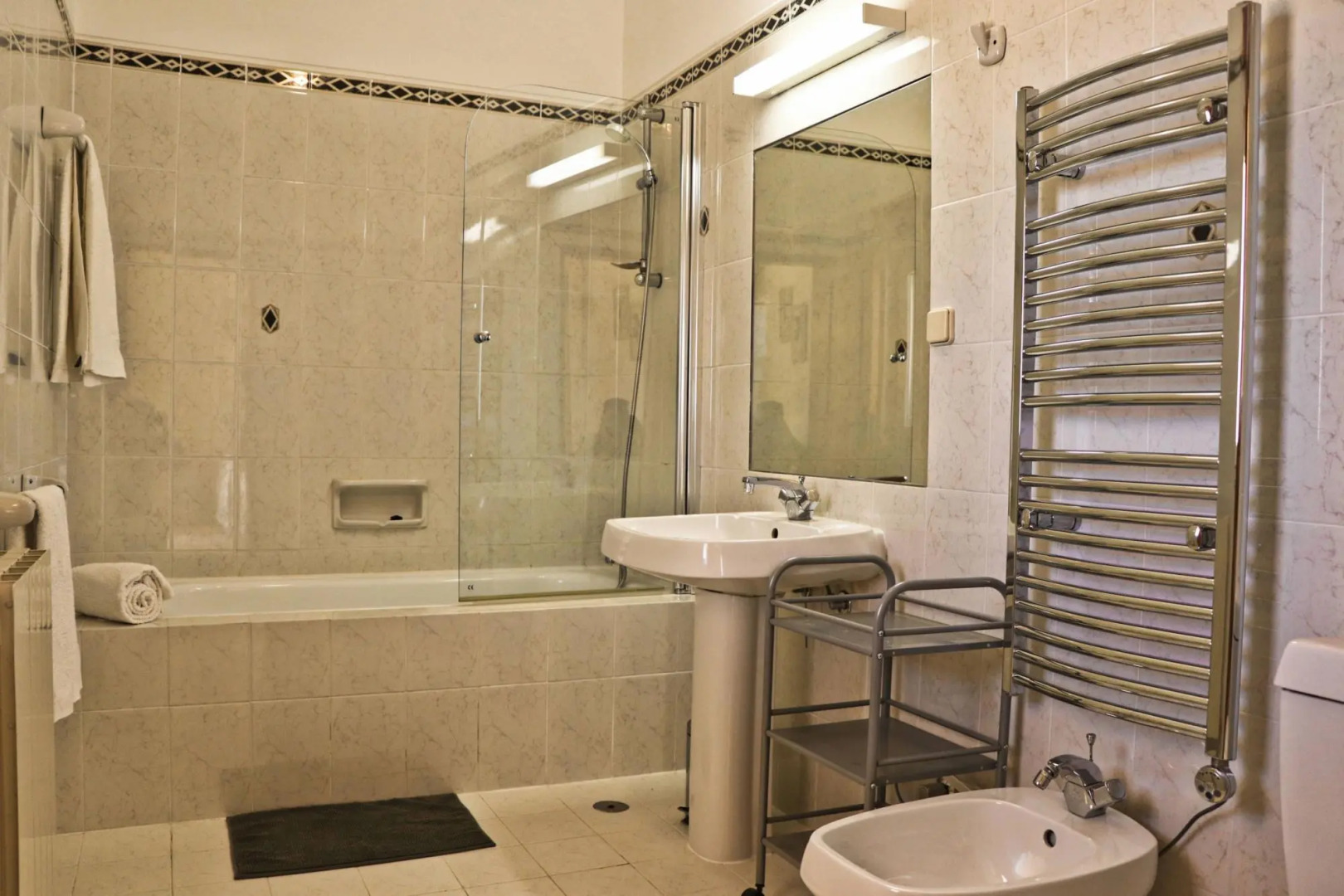 Villa Santa Barbara by Portucasa