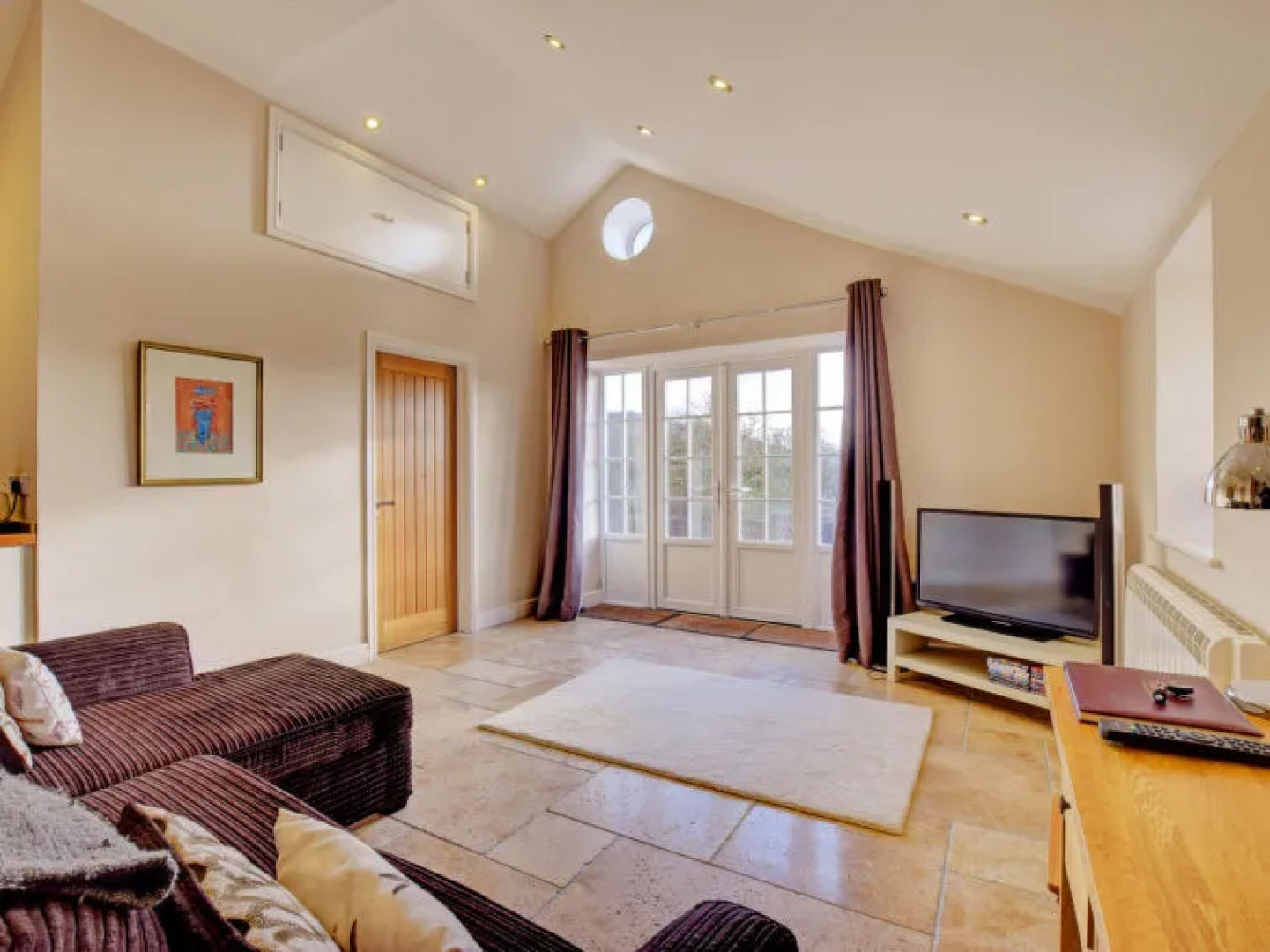 Holiday Home Cysgod y Coed