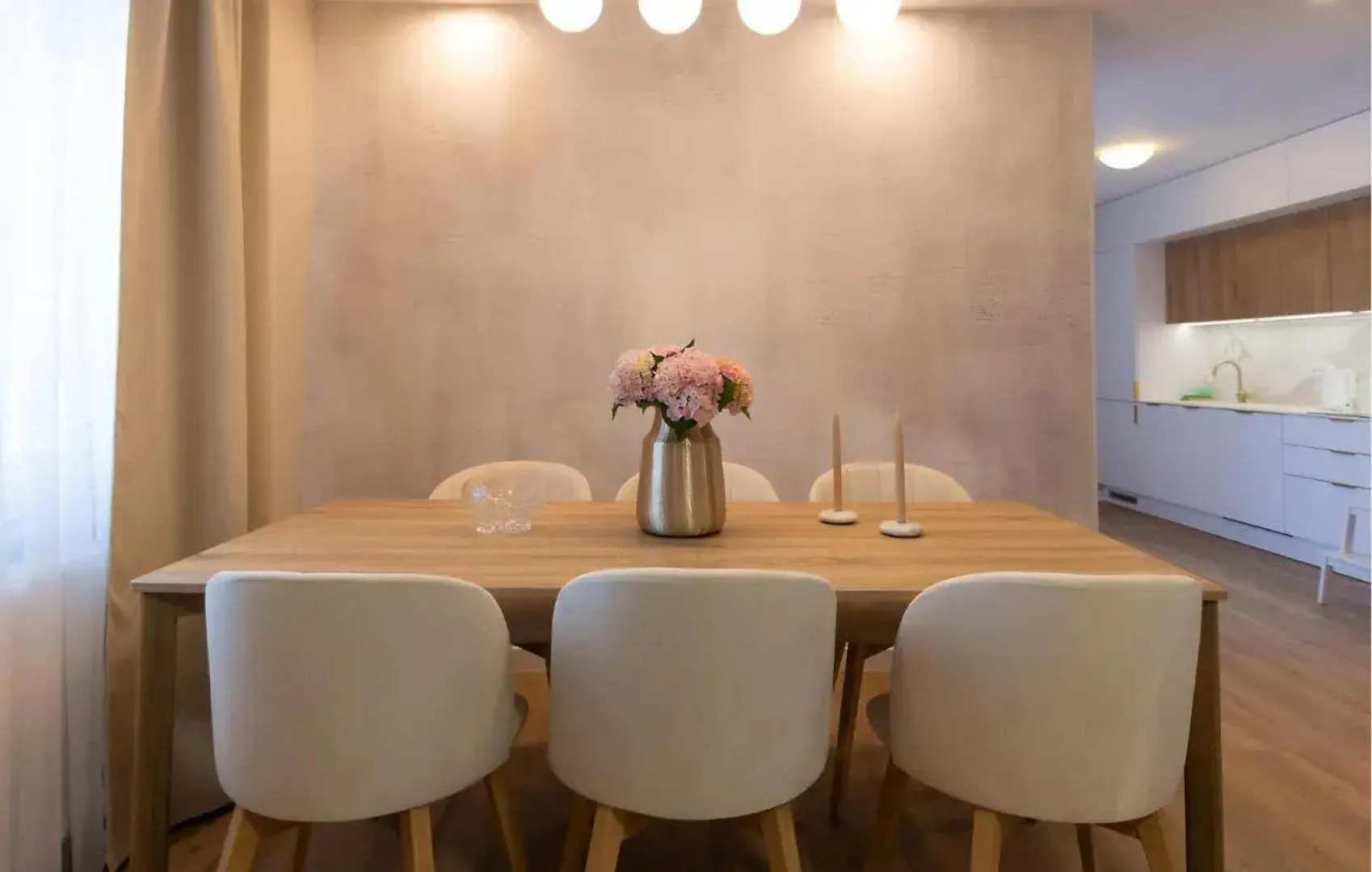 Five-Bedroom Holiday Home in Vinjani Donji