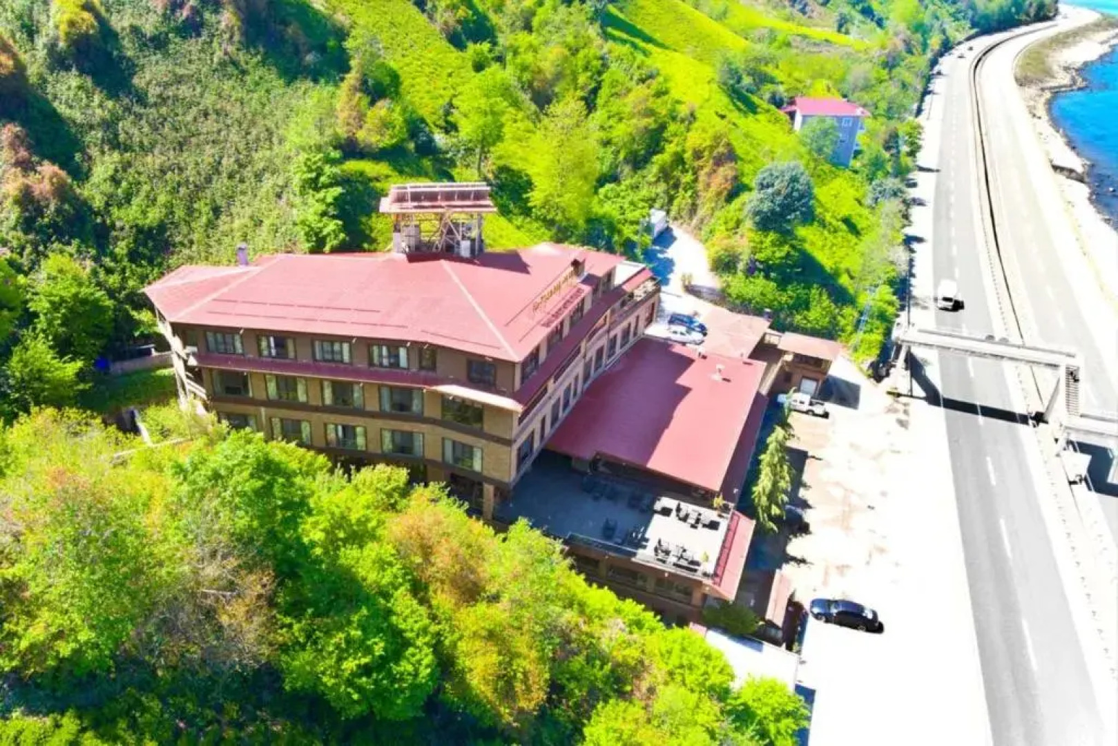 Şelale Otel