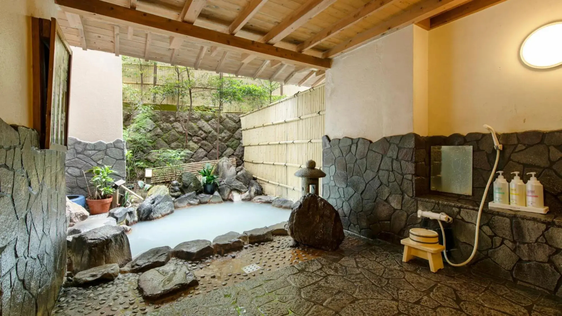 Unzen Iwaki Ryokan