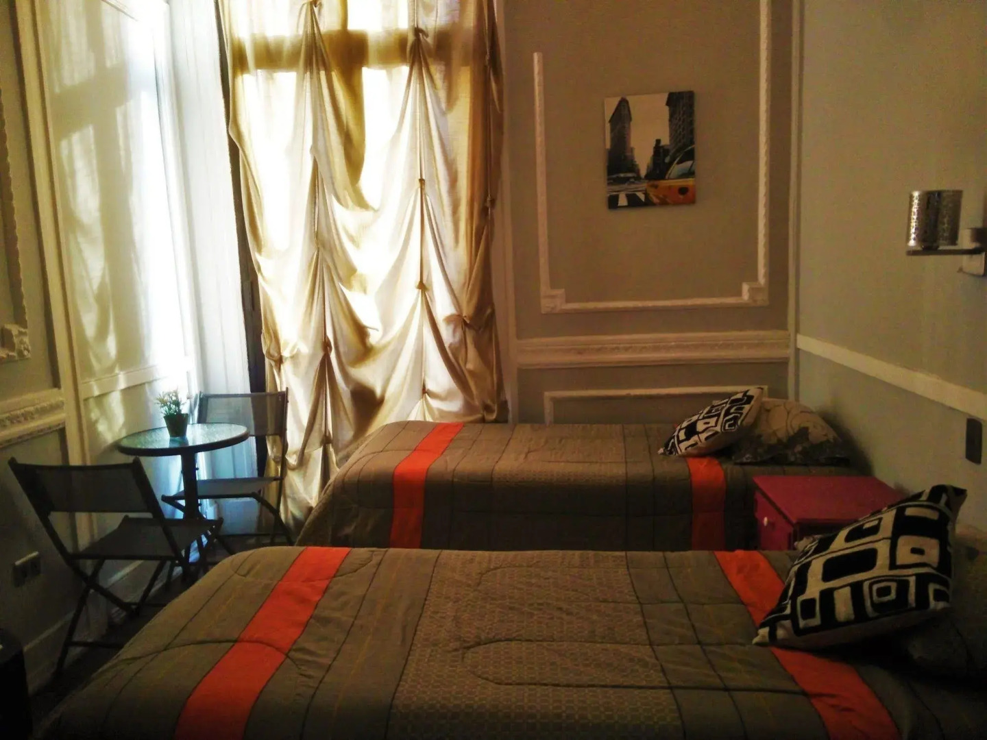 Santiago Backpackers