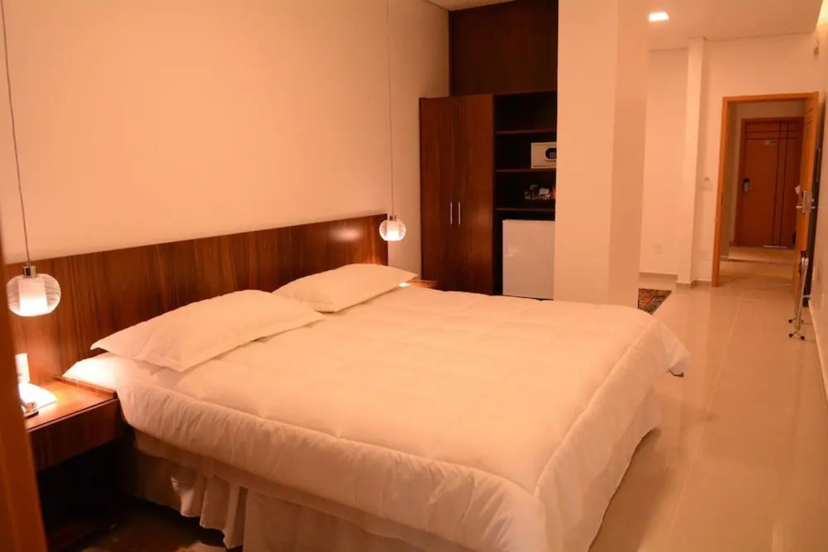 Excellence Plaza Hotel