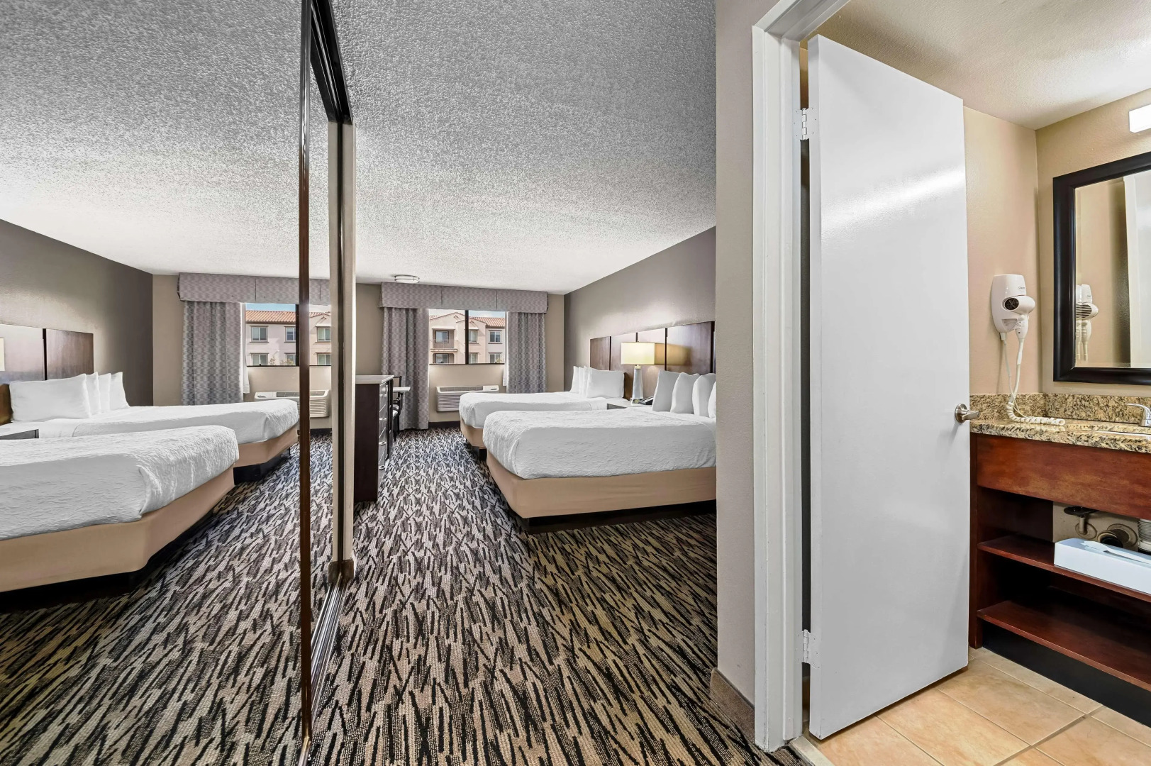 Best Western Los Alamitos Inn & Suites