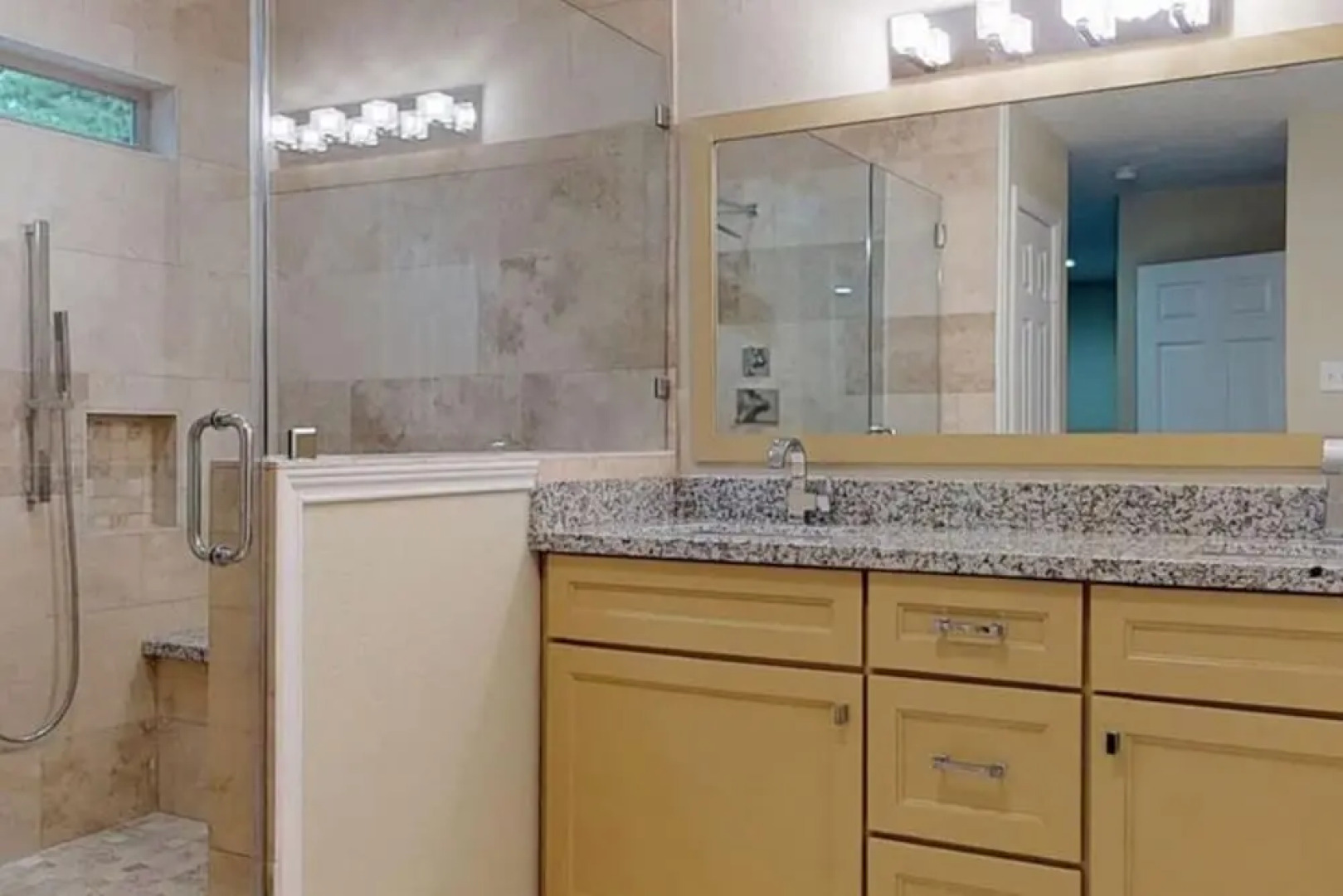 Beautiful Home In The Woodlands Best Location