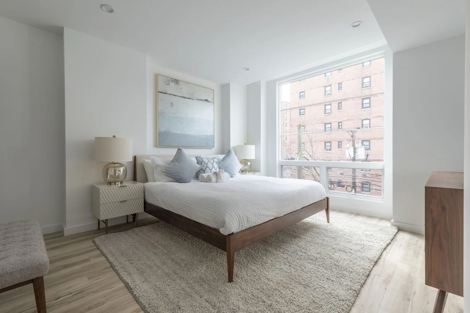 Sun-drenched 3BR Loft With Outdoor Space Near NYC