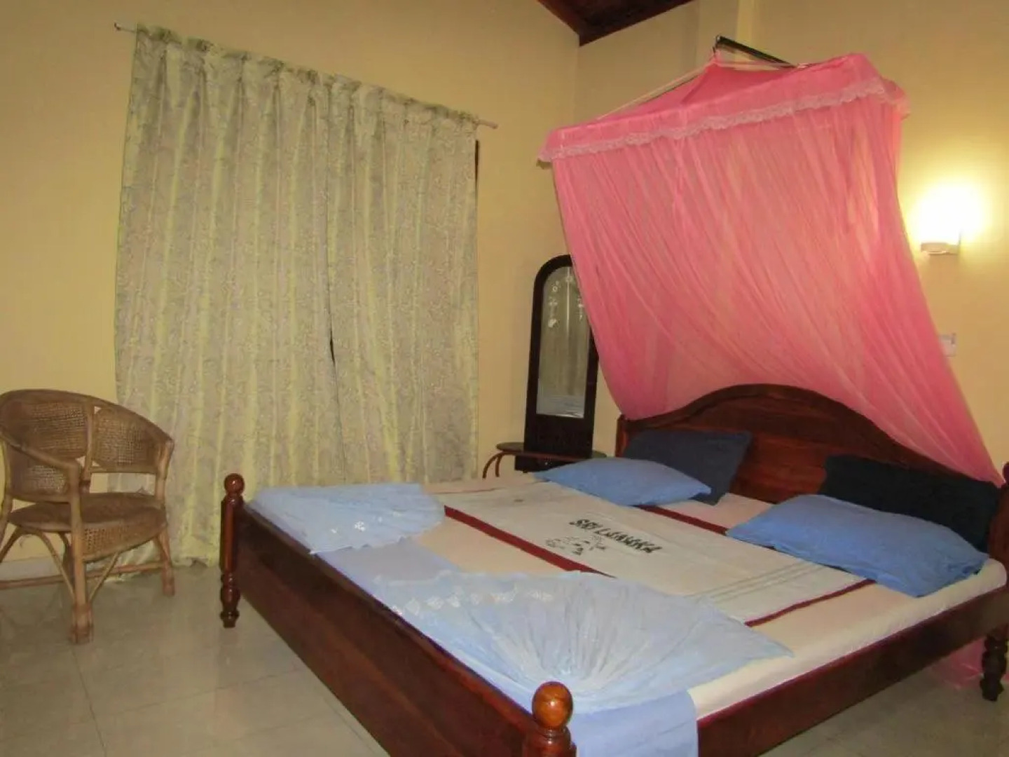 New sea lion guest house