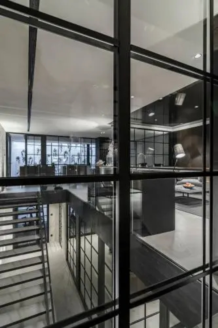 Apartment 7