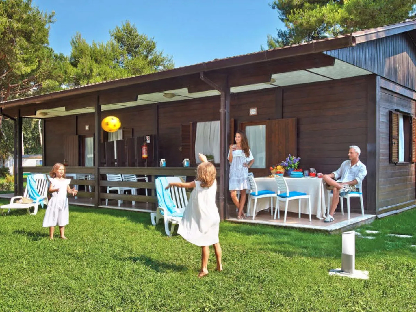 Camping Village Baia Domizia (BDO123)