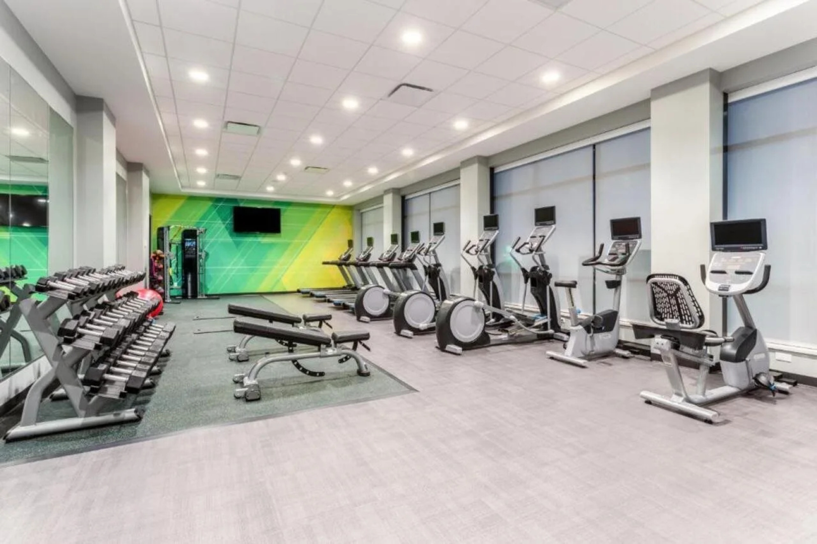 Holiday Inn & Suites Cedar Falls - Waterloo Event Ctr by IHG