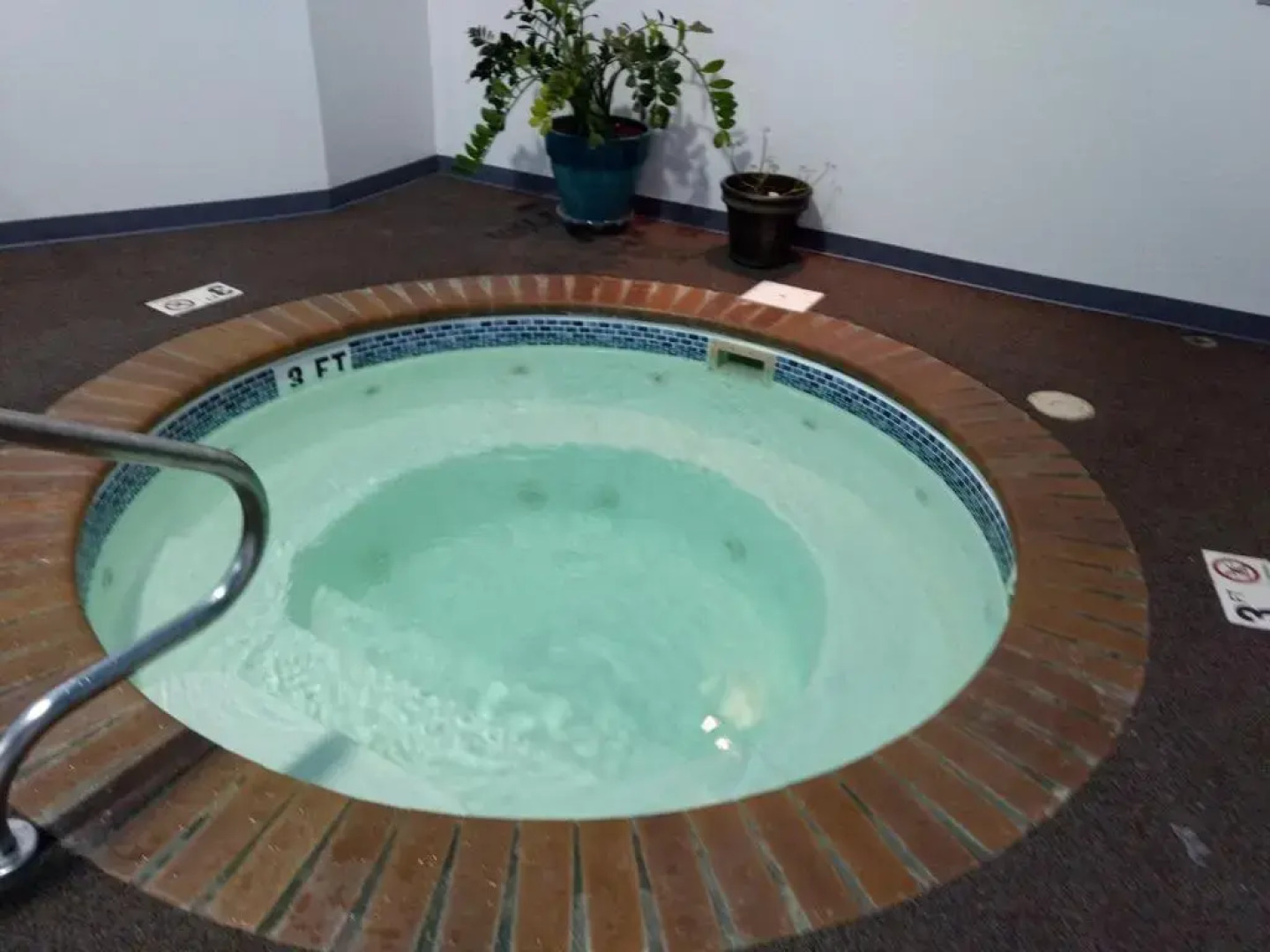 Super 8 Custer/Crazy Horse Area