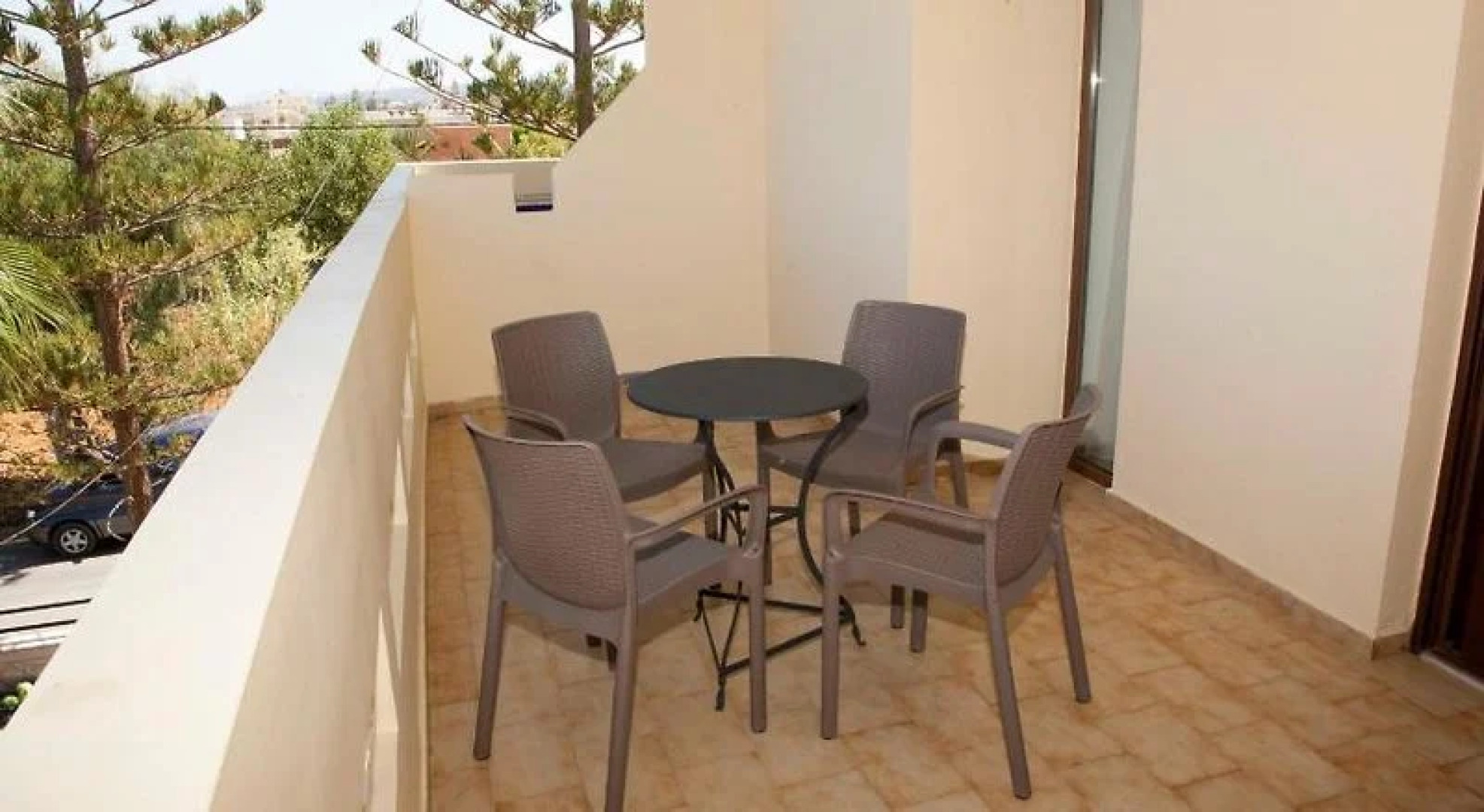 Sunny Suites Apartments