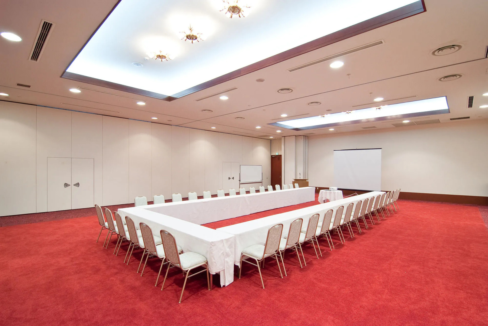 Kanucha Bay Hotels & Villas