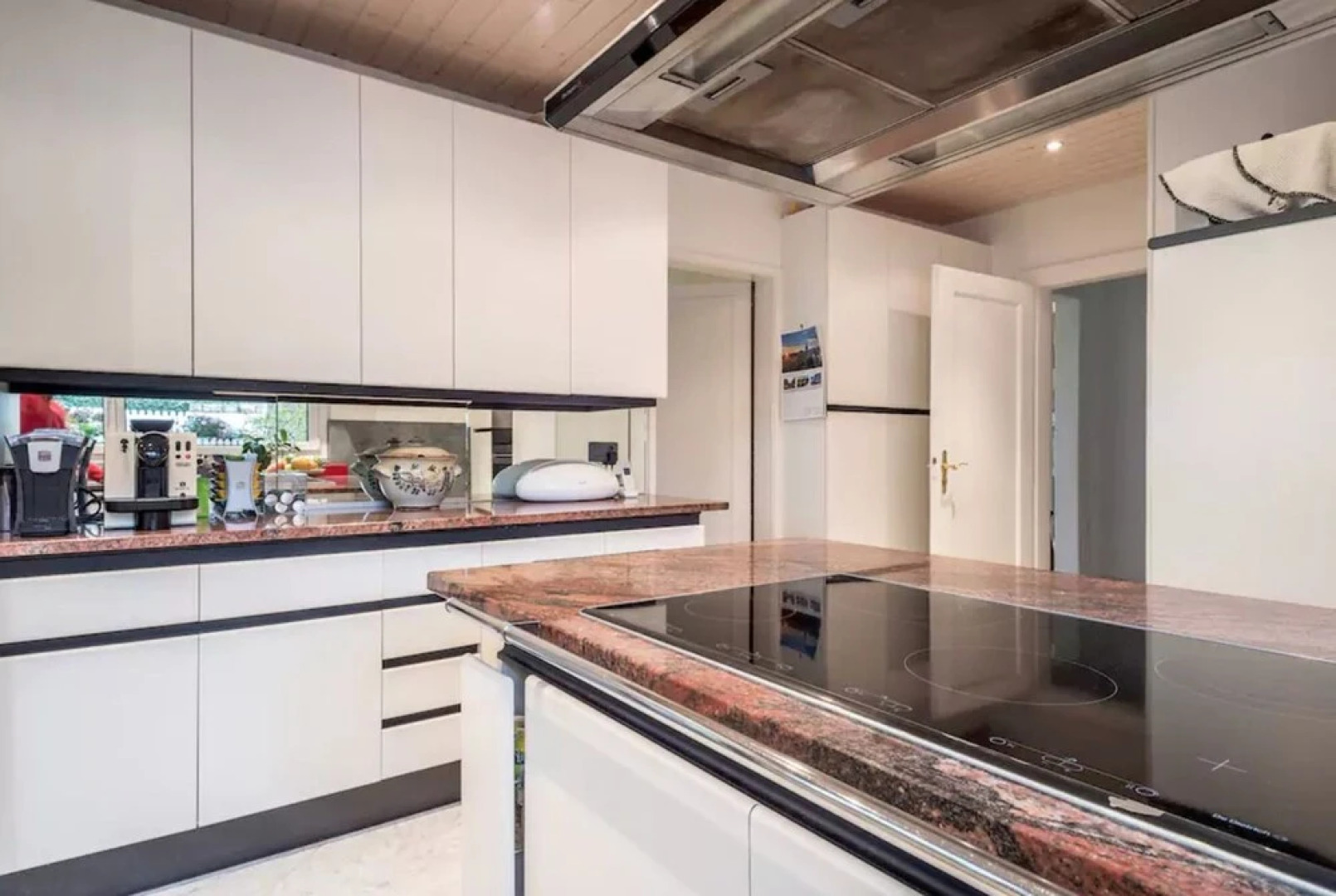 EPFL 3BD The Lake Villa in St Sulpice