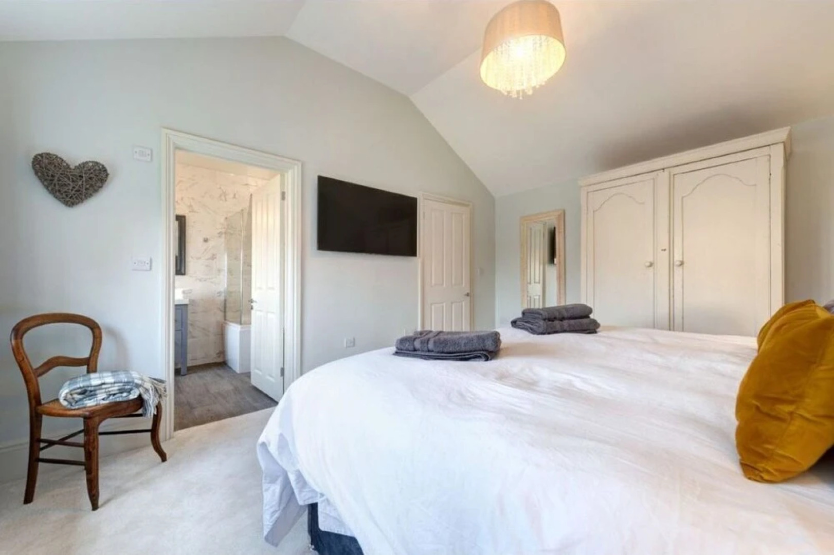 The Heathgate House Apartment