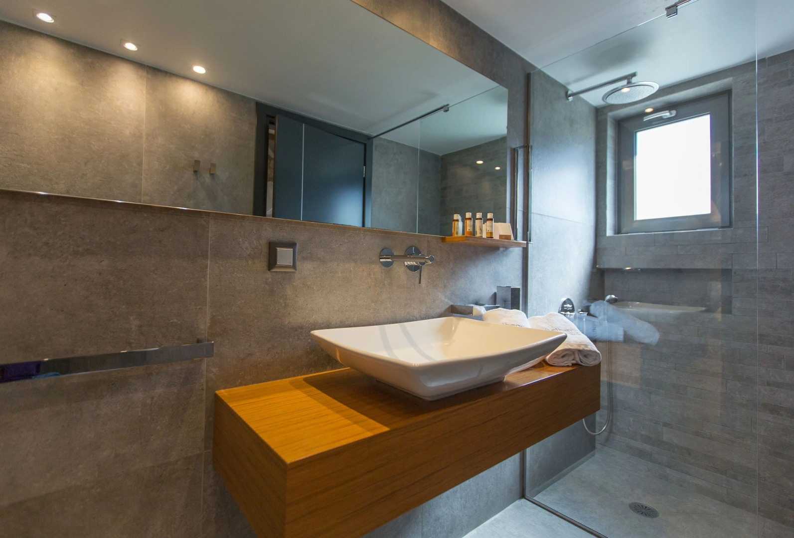 Anthemion Suites & Villas