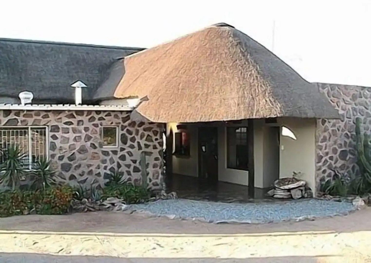 Mondjila Safari Camp - Campsite