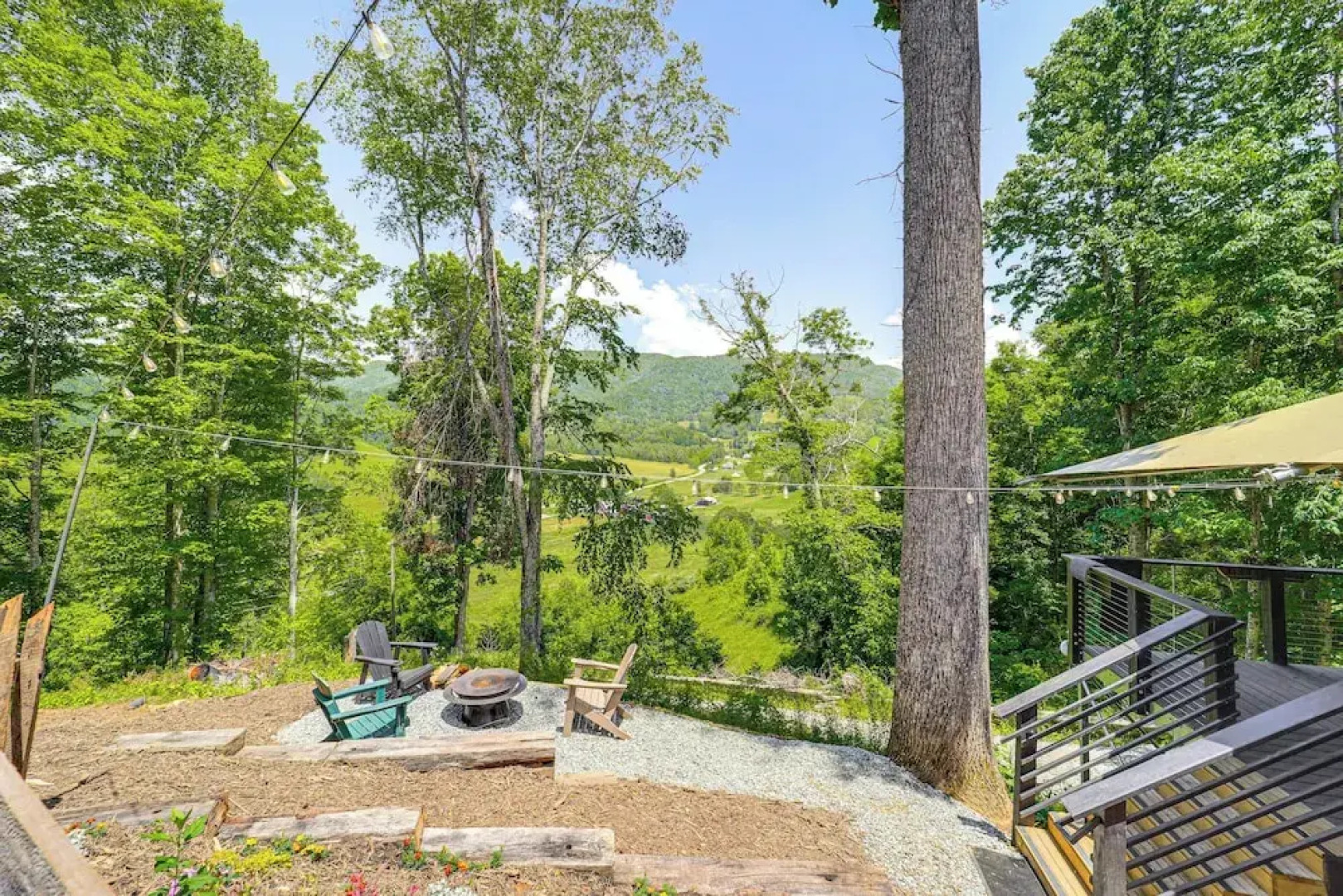 Mtn-view Deck: Scenic Glamping Getaway Near Boone!