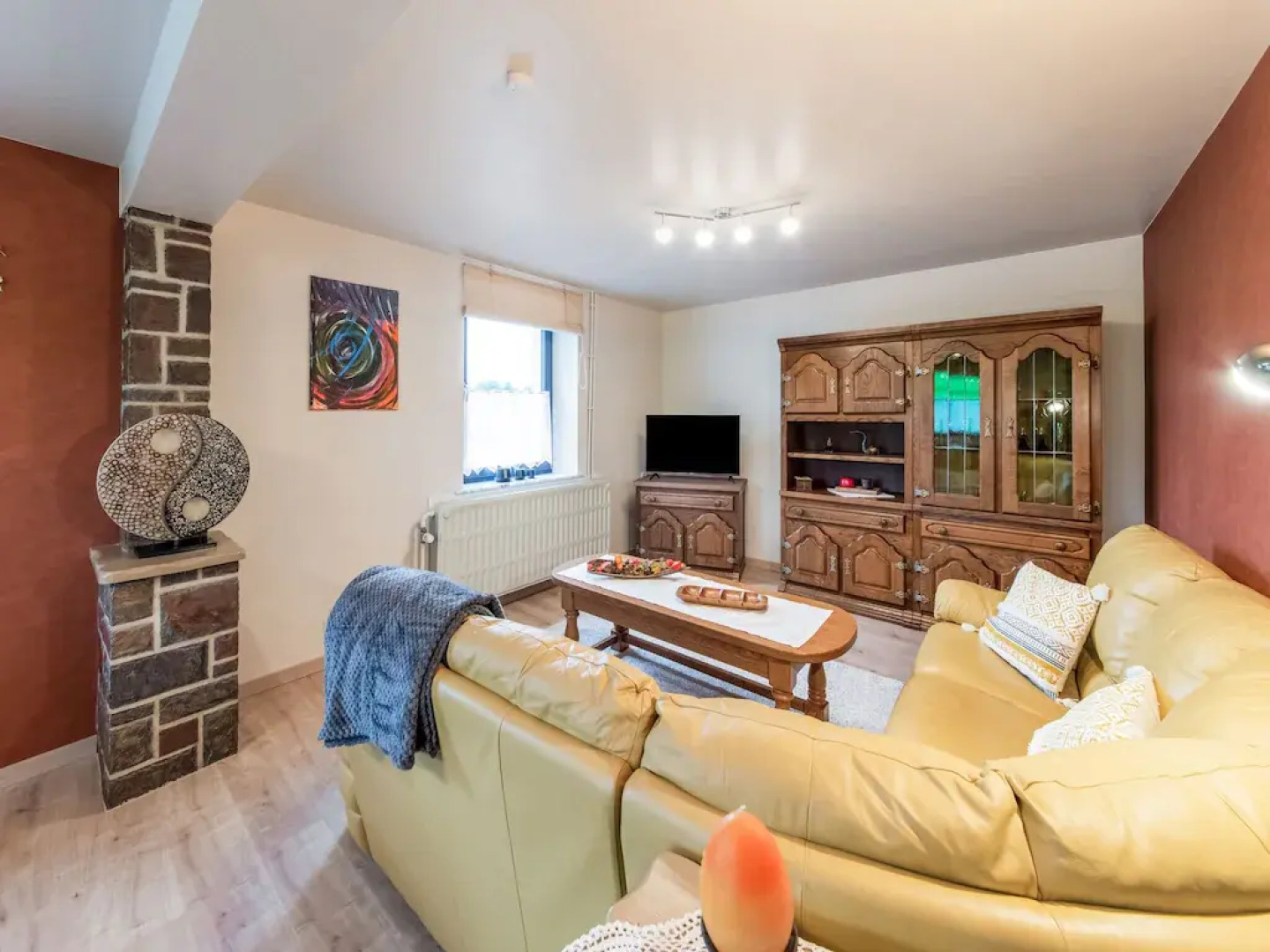 Atmospheric Holiday Home in Büllingen with Infrared Sauna