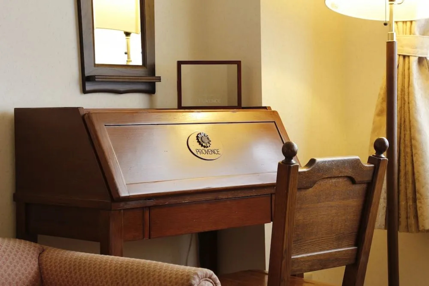 Bishoku no Kakurega Provence