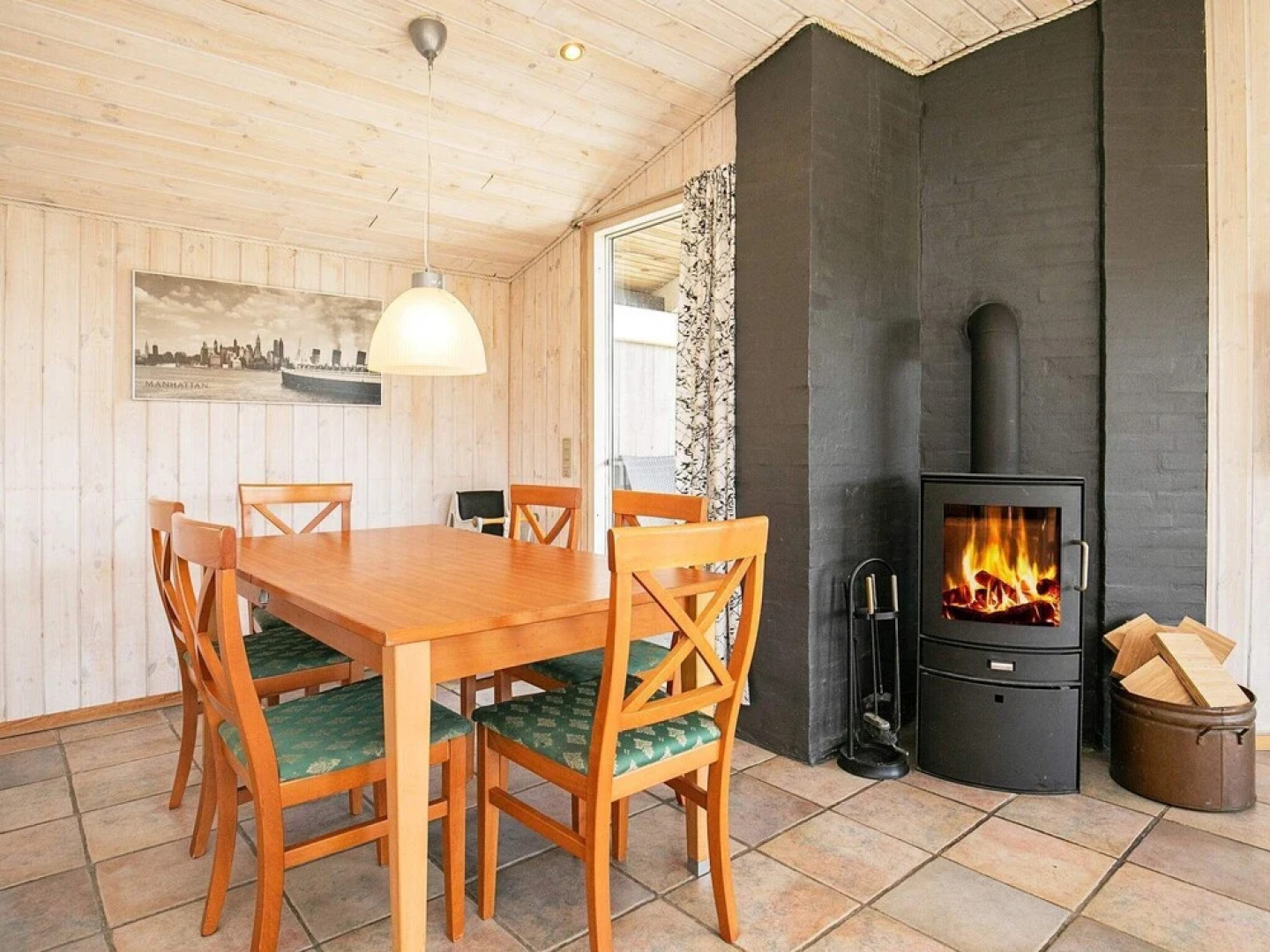 Cozy Holiday Home in Vejers Strand With Whirlpool