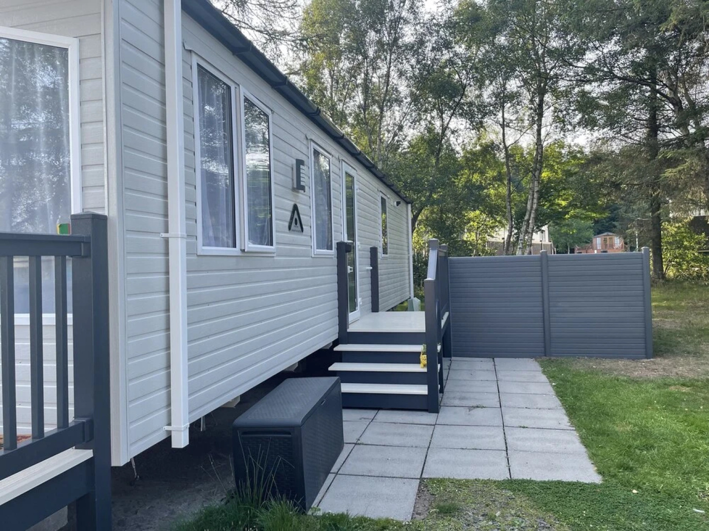 2 bed Caravan With Hot Tub Located in Percy Wood