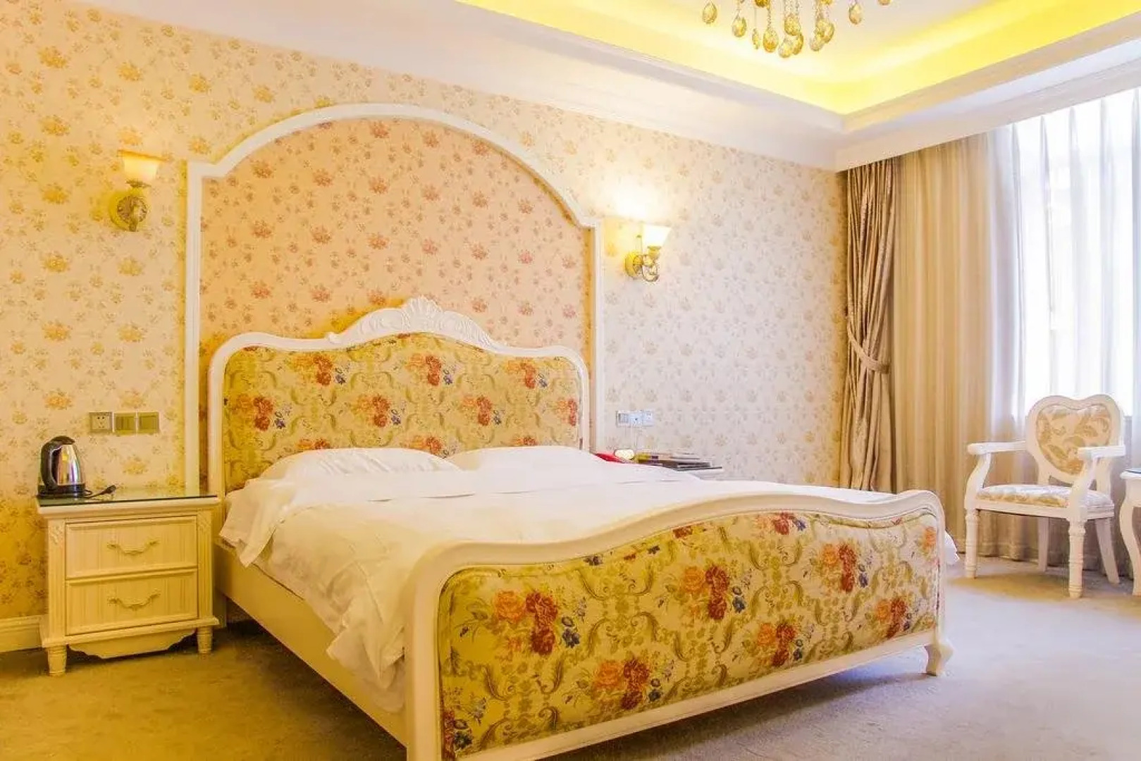 Yibinbandao Holiday Hotel