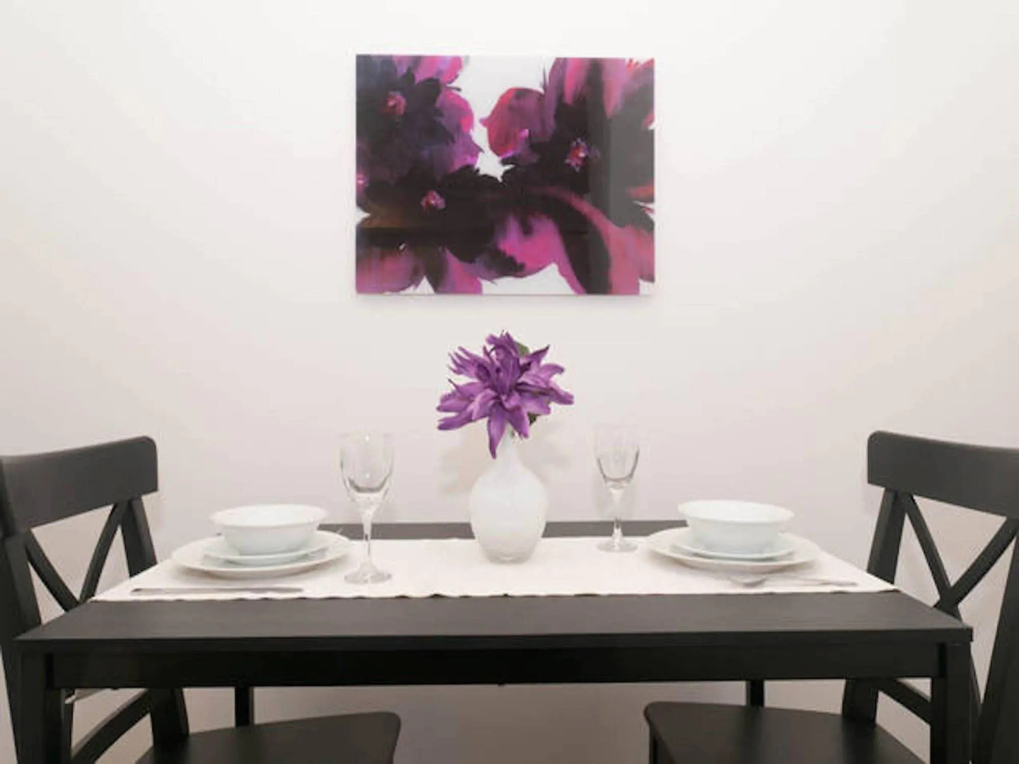 NGE Stays - Downtown Suites