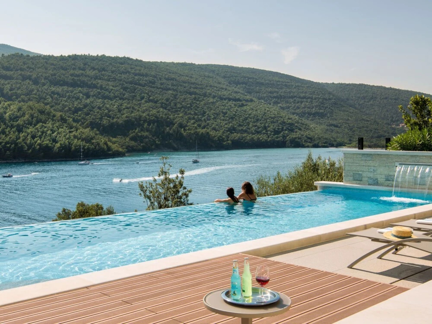 Vlastelini II Duga Luka