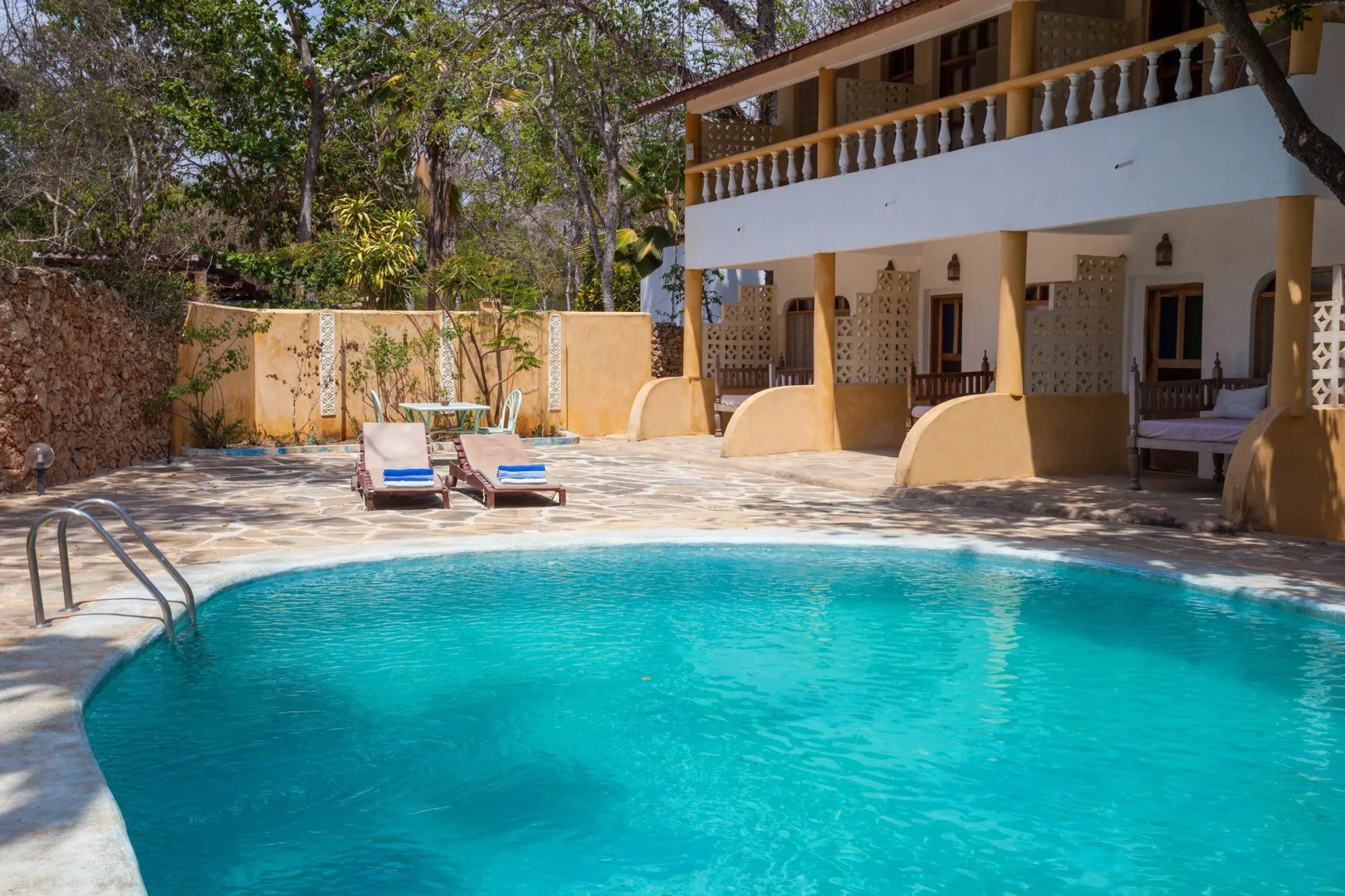 Blue Marlin Beach Hotel