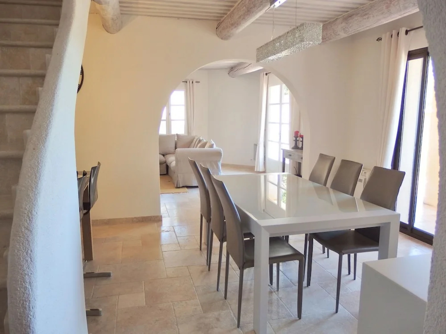 Modern Villa With Heated, Private Swimming Pool Near Mont Ventoux